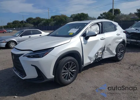 2024 Lexus Nx 350 Premium z USA, uszkodzony, nr VIN JTJGGCEZ5R5008594